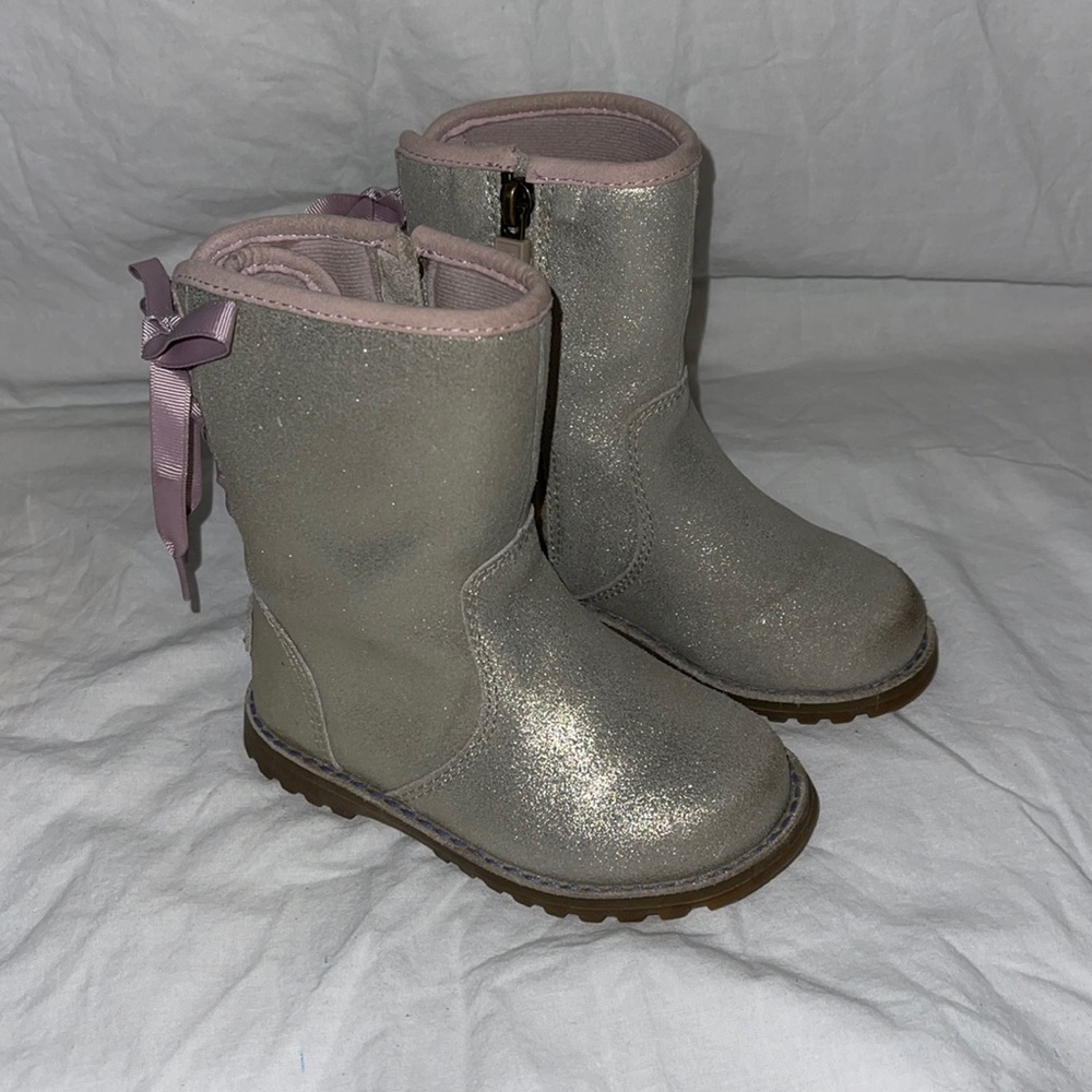 UGGs